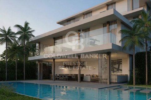 House for sale in Barcelona, Spain 7 bedrooms, 1070 sq.m. No. 157363 - photo 3