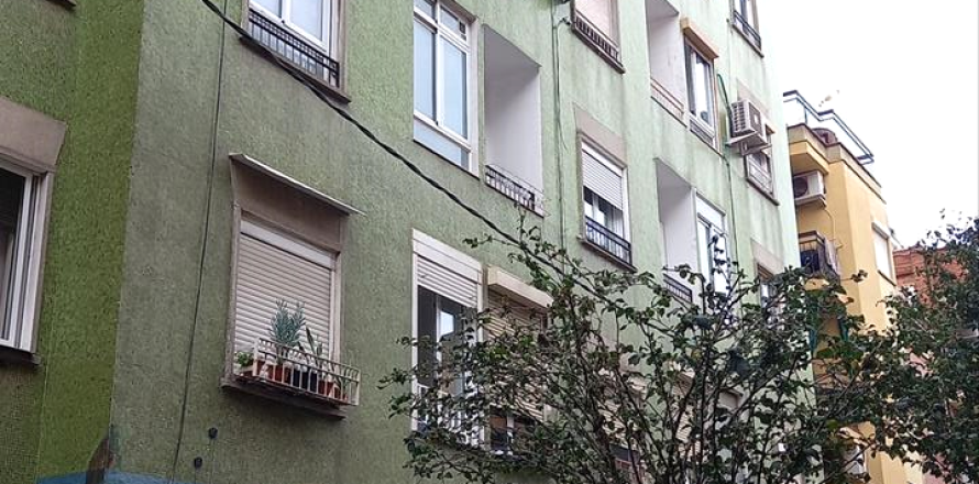 Wohnung in L'Hospitalet de Llobregat, Barcelona, Spanien 3 Schlafzimmer, 50 m2 Nr. 191254