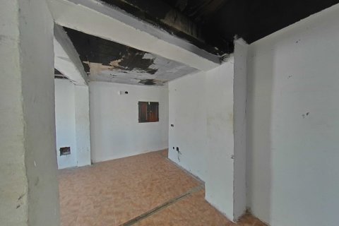 Talo myytävänä Vilanova i la Geltru, Barcelona, Espanja, 2 makuuhuonetta, 150 m2 No. 191253 - kuva 17
