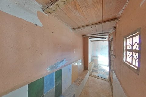 Talo myytävänä Vilanova i la Geltru, Barcelona, Espanja, 2 makuuhuonetta, 150 m2 No. 191253 - kuva 20