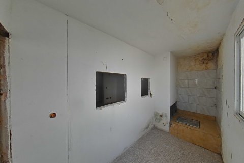 Talo myytävänä Vilanova i la Geltru, Barcelona, Espanja, 2 makuuhuonetta, 150 m2 No. 191253 - kuva 14