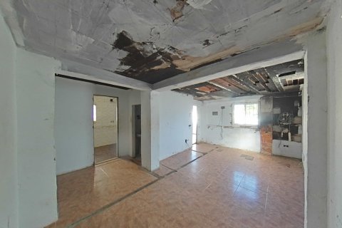 Talo myytävänä Vilanova i la Geltru, Barcelona, Espanja, 2 makuuhuonetta, 150 m2 No. 191253 - kuva 13