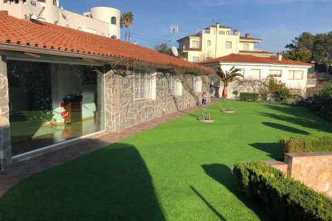 Māja pārdošanā Lloret de Mar, Girona, Spānijā 3 istabas, 216 m2 Nr. 73714 - attēls 1
