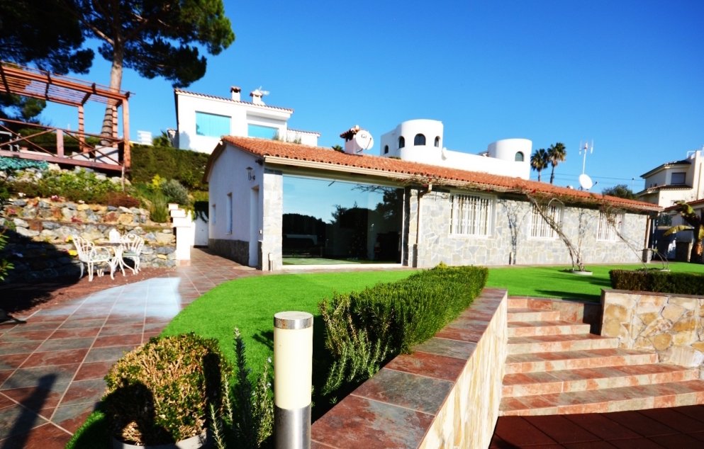 Сasa en Lloret de Mar, Gerona, España 3 dormitorios, 216 m2 No. 73714