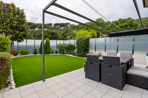 Townhouse for sale Arenys de Munt, Barcelona, Spain 4 bedrooms, 261 sq.m. No. 73709 - photo 24