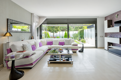 Townhouse for sale Arenys de Munt, Barcelona, Spain 4 bedrooms, 261 sq.m. No. 73709 - photo 2