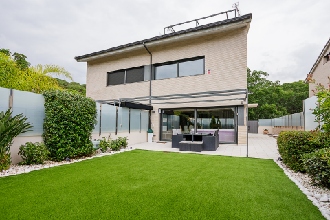 Townhouse for sale Arenys de Munt, Barcelona, Spain 4 bedrooms, 261 sq.m. No. 73709 - photo 1