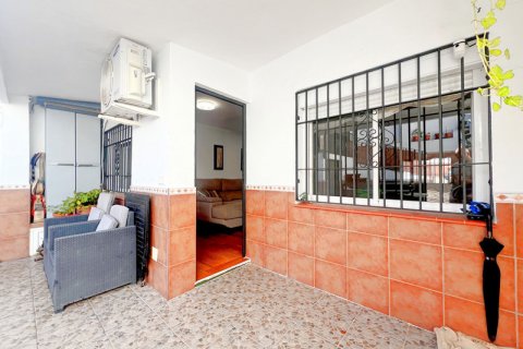 Townhouse for sale Nueva Andalucia, Malaga, Spain 2 bedrooms, 86 sq.m. No. 109635 - photo 2
