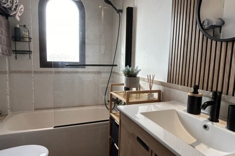 Duplex for sale Estepona, Malaga, Spain 3 bedrooms, 212 sq.m. No. 109630 - photo 3