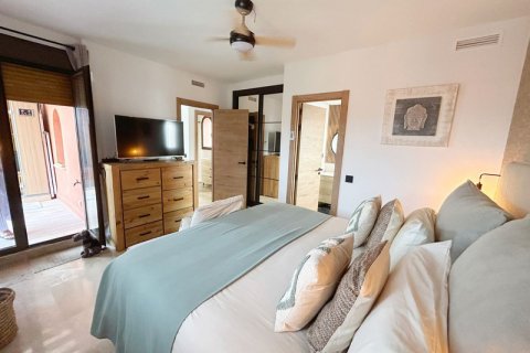 Duplex for sale Estepona, Malaga, Spain 3 bedrooms, 212 sq.m. No. 109630 - photo 22