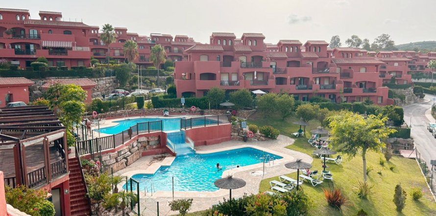 Duplex Estepona, Malaga, Spain 3 bedrooms, 212 sq.m. No. 109630