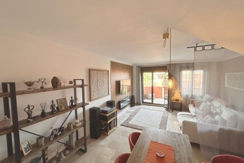 Duplex for sale Estepona, Malaga, Spain 3 bedrooms, 212 sq.m. No. 109630 - photo 10