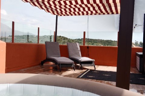Duplex for sale Estepona, Malaga, Spain 3 bedrooms, 212 sq.m. No. 109630 - photo 4