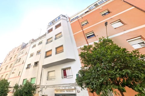 Apartament w L'Hospitalet de Llobregat, Barcelona, Hiszpania 2 sypialnie, 54 mkw. nr 191228