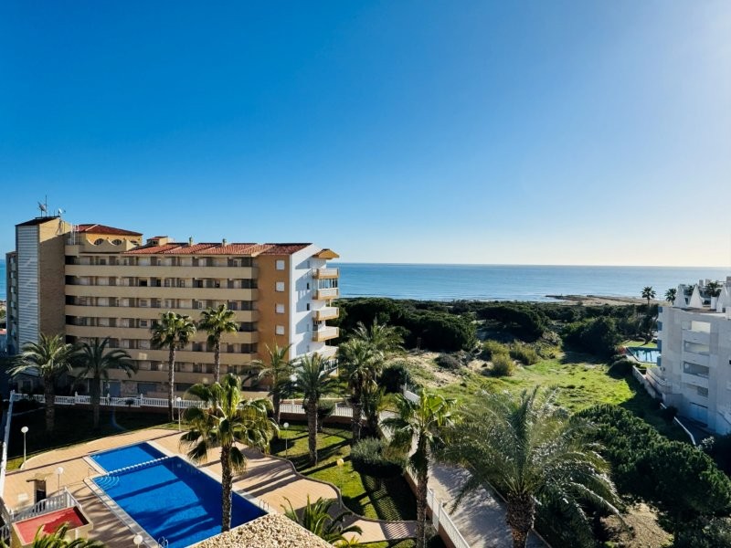 Lägenhet i La Mata, Alicante, Spanien 3 sovrum, 135 kvm. Nr. 151803