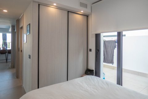 Lägenhet till salu i Guardamar del Segura, Alicante, Spanien 3 sovrum, 116 kvm. Nr. 151802 - foto 12