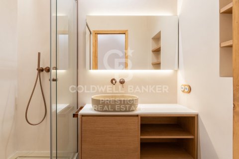 Apartment à vendre à Barcelona, Espagne, 3 chambres, 135 m2 No. 157258 - photo 27