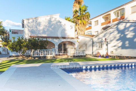 Appartamento in vendita a Empuriabrava, Girona, Spagna 2 camere da letto, 90 mq. N° 157257 - foto 3