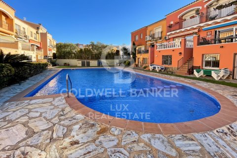 Продажа дома в Эмпуриабрава, Герона, Испания 3 спальни, 175м2 №157256 - фото 17