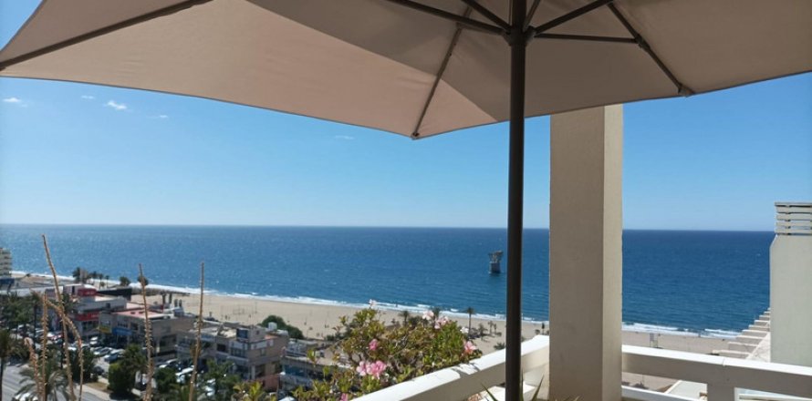 Duplex Marbella, Malaga, Espagne 2 chambres, 95 m2 No. 119831