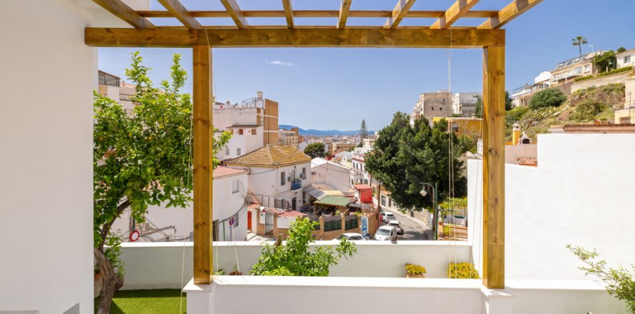 Appartamento Malaga, Spagna 5 camere da letto, 170 mq. N° 119836