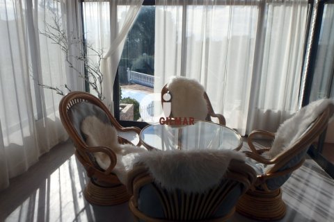 Villa for rent in Las Rozas de Madrid, Madrid, Spain 5 bedrooms, 600 sq.m. No. 193020 - photo 19