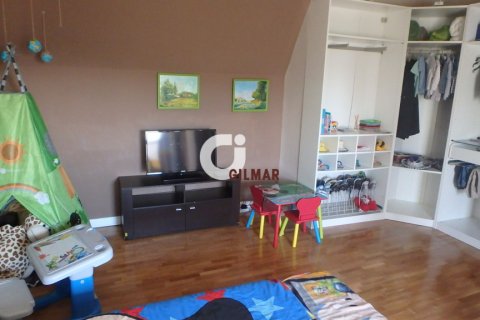Villa for rent in Las Rozas de Madrid, Madrid, Spain 5 bedrooms, 600 sq.m. No. 193020 - photo 29