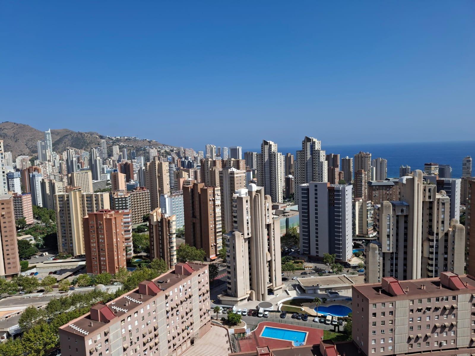 Apartment in Benidorm, Alicante, Spain 136 sq.m. No. 193019