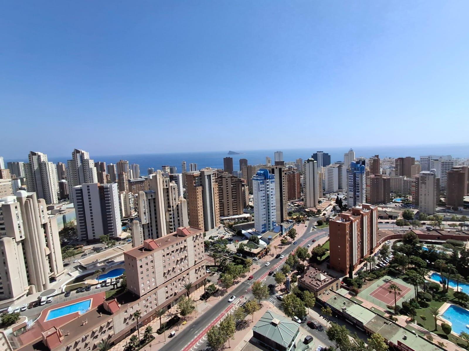 Apartment in Benidorm, Alicante, Spain 136 sq.m. No. 193019