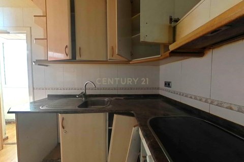 House for sale in Sabadell, Barcelona, Spain 3 bedrooms, 81 sq.m. No. 186483 - photo 10