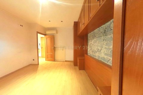 House for sale in Sabadell, Barcelona, Spain 3 bedrooms, 81 sq.m. No. 186483 - photo 24