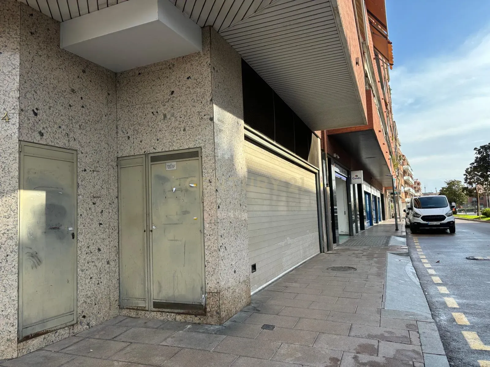 Garage a Sant Joan Despi, Barcelona, Spagna 20 mq. N° 186481