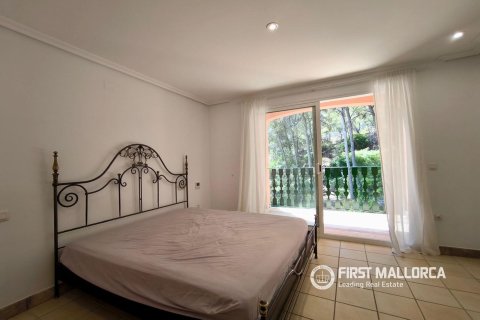 Villa īrēšanai Santa Ponsa, Mallorca, Spānijā 4 istabas, 158 m2 Nr. 181955 - attēls 8