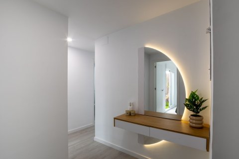 Appartamento in vendita a Benidorm, Alicante, Spagna 4 camere da letto, 110 mq. N° 142969 - foto 1