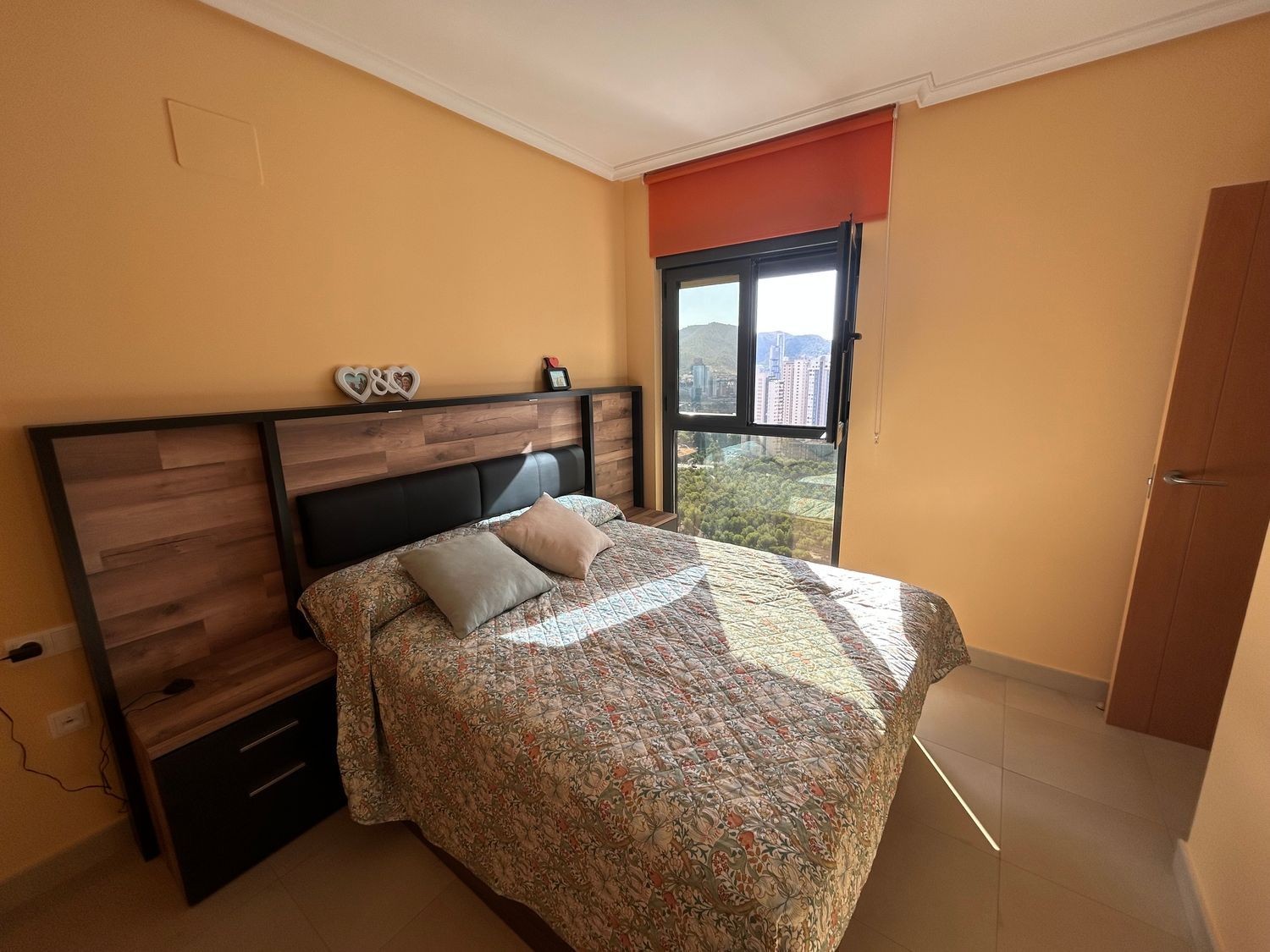 Appartamento a Benidorm, Alicante, Spagna 3 camere da letto, 110 mq. N° 142972
