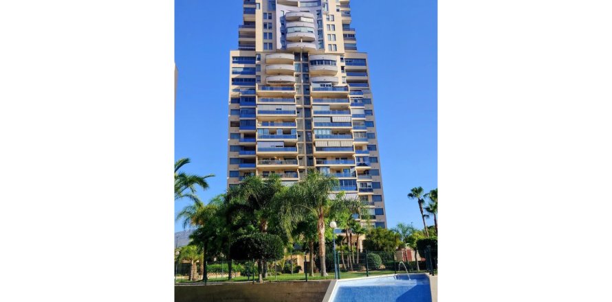 Appartamento a Benidorm, Alicante, Spagna 3 camere da letto, 121 mq. N° 142967