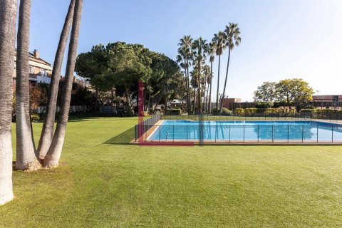 Casa in vendita a Esplugues de Llobregat, Barcelona, Spagna 4 camere da letto, 262 mq. N° 184607 - foto 3