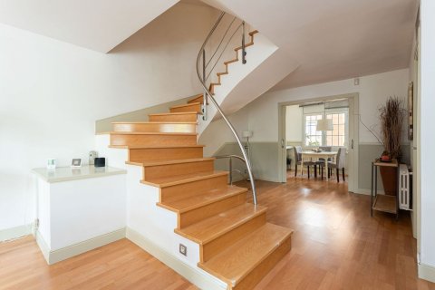 Casa in vendita a Esplugues de Llobregat, Barcelona, Spagna 4 camere da letto, 262 mq. N° 184607 - foto 14