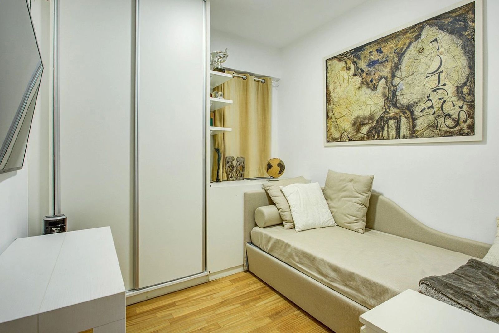 Apartment à Barcelona, Espagne 4 chambres, 130 m2 No. 184611