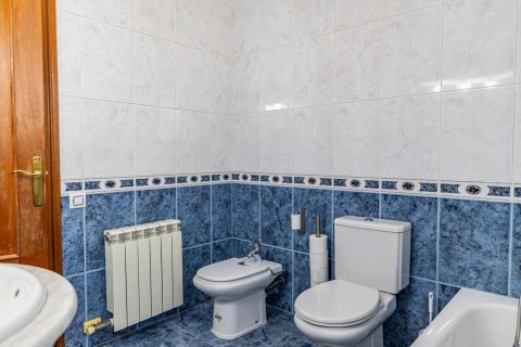 House zum Verkauf in Argentona, Barcelona, Spanien 6 Schlafzimmer, 510 m2 Nr. 184609 - Foto 17
