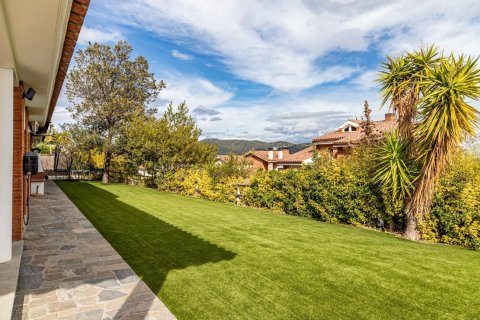 House zum Verkauf in Argentona, Barcelona, Spanien 6 Schlafzimmer, 510 m2 Nr. 184609 - Foto 3