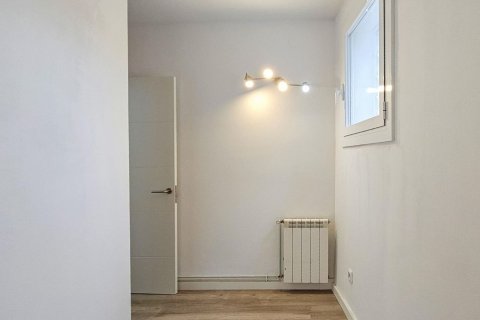 House zum Verkauf in Sant Just Desvern, Barcelona, Spanien 5 Schlafzimmer, 240 m2 Nr. 184608 - Foto 28