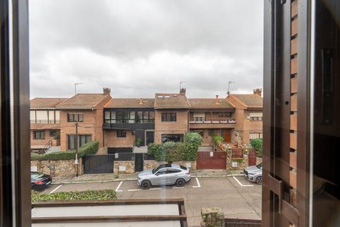 Dom w Madrid, Hiszpania 6 sypialni, 410 mkw. nr 150053 – zdjęcie 23