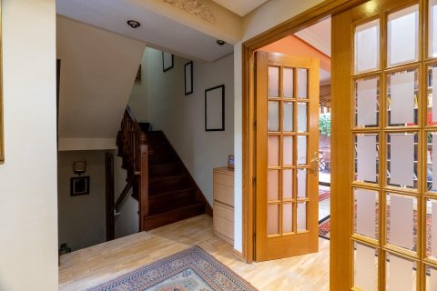 Dom w Madrid, Hiszpania 6 sypialni, 410 mkw. nr 150053 – zdjęcie 19