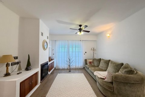 Kattohuoneisto myytävänä Torrevieja, Alicante, Espanja, 3 makuuhuonetta, 135 m2 No. 150050 - kuva 8