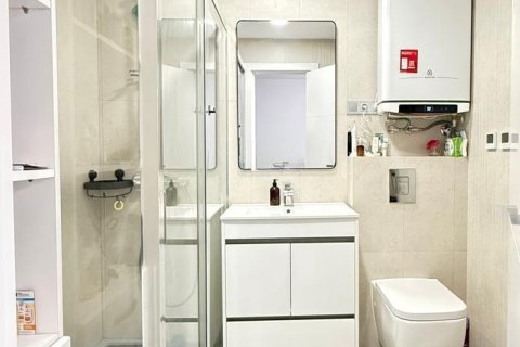 Bungalo pārdošanā Torrevieja, Alicante, Spānijā 1 istaba, 68 m2 Nr. 150051 - attēls 9