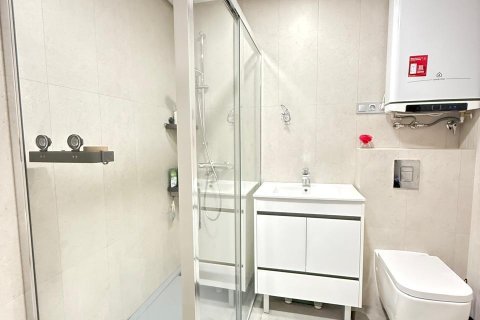 Bungalo pārdošanā Torrevieja, Alicante, Spānijā 1 istaba, 68 m2 Nr. 150051 - attēls 8