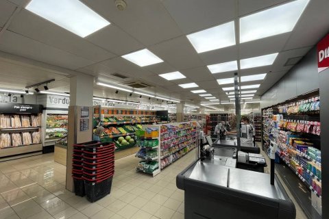 Lokal usługowy w Madrid, Hiszpania 507 mkw. nr 140875 – zdjęcie 3