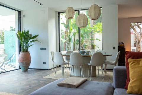 Сasa en venta en Castelldefels, Barcelona, España 7 dormitorios, 379 m2 No. 164803 - foto 10