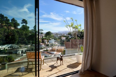 Сasa en venta en Castelldefels, Barcelona, España 7 dormitorios, 379 m2 No. 164803 - foto 5